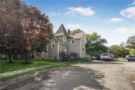 185 Stafford Road, Tiverton, RI 02878, USA