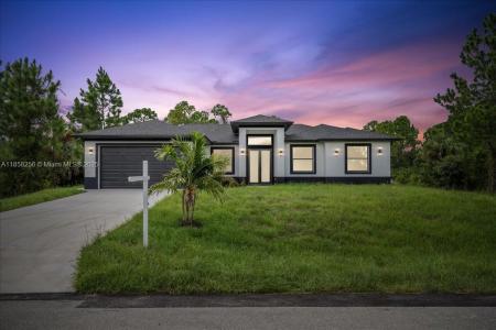 1915 Scott Ave, Lehigh Acres, Florida 33972, USA