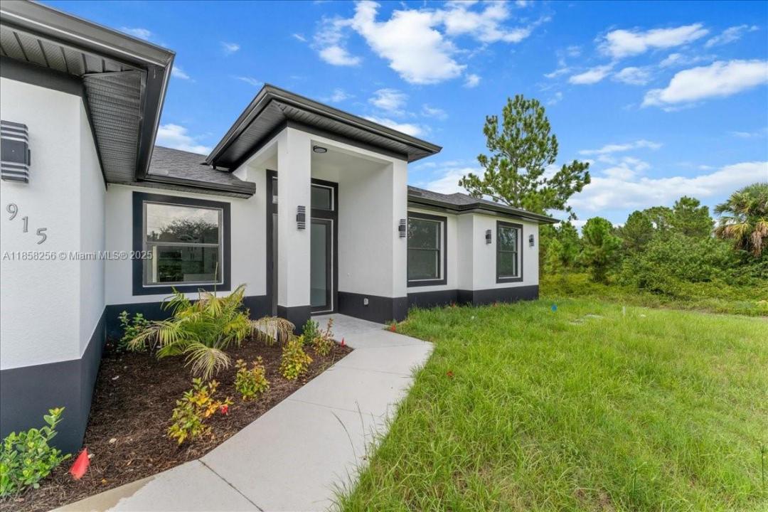 1915 Scott Ave, Lehigh Acres, فلوريدا 33972, الولايات المتحدة