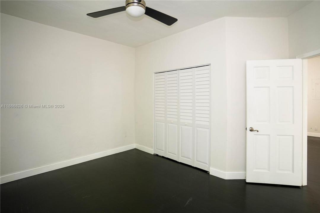 2280 SW 16th Ct 1, Miami, Floride 33145, États-Unis