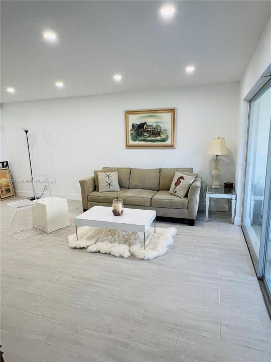 2200 NE 36th St 3, Lighthouse Point, Florida 33064, Estados Unidos