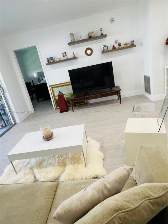 2200 NE 36th St 3, Lighthouse Point, Florida 33064, Estados Unidos