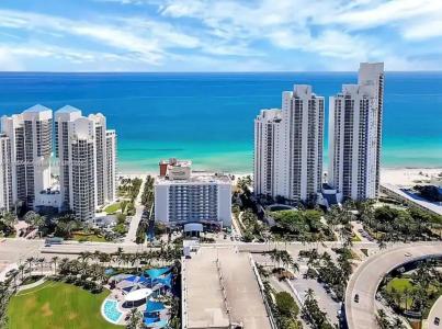 19201 Collins Ave 545, Sunny Isles Beach, Florida 33160, USA