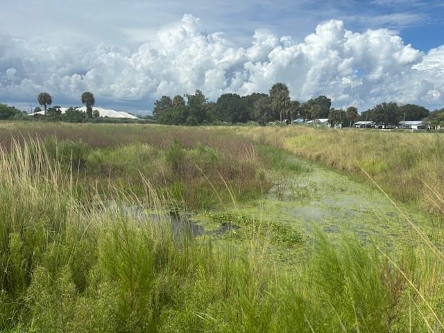 1202 NW 8th Ave, Okeechobee, Florida 34972, Estados Unidos