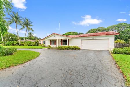 801 NW 45th Ave, Coconut Creek, Florida 33066