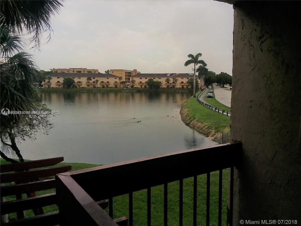 8500 SW 149 AV 1213, Kendall, Florida 33193