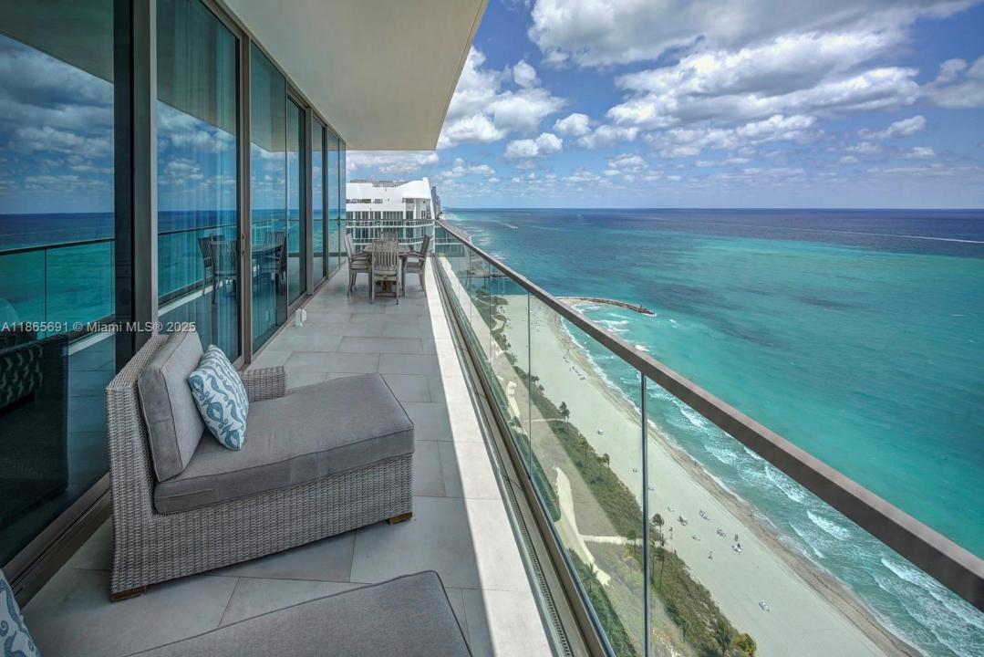 10203 Collins Ave 2601, Bal Harbour, Floride 33154, États-Unis