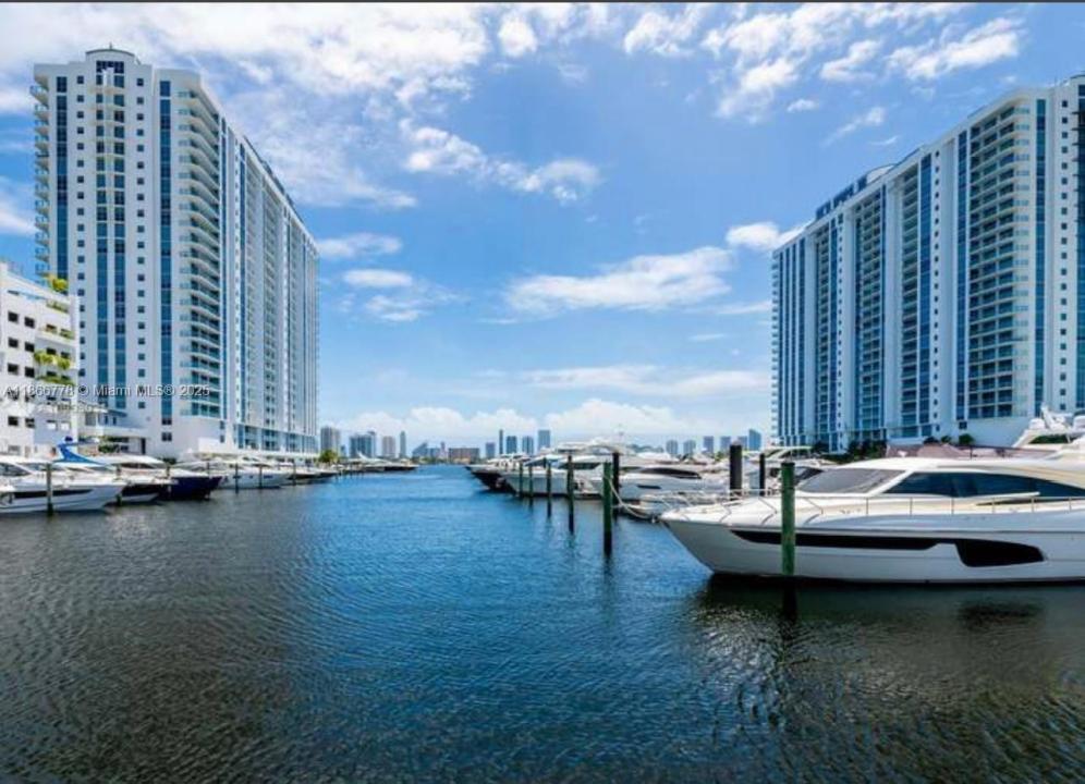 17211 Biscayne Blvd BS-27, North Miami Beach, Florida 33160
