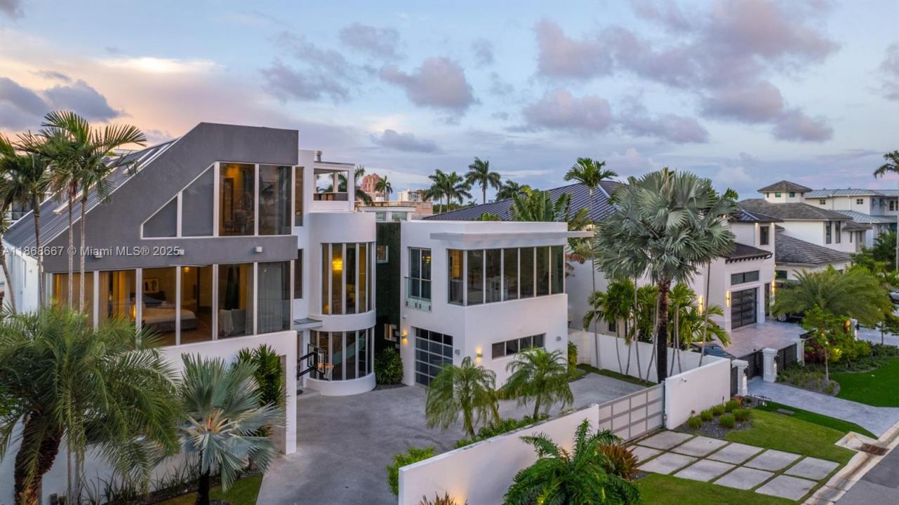 1319 Seminole Dr, Fort Lauderdale, Florida 33304, USA
