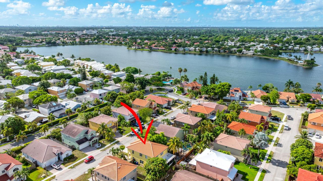 3385 Seabreeze Lane, CORAL BAY, Margate, Florida 33063