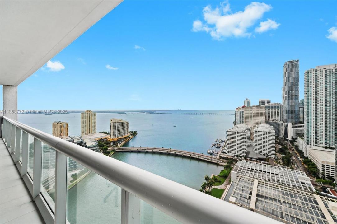 495 Brickell Ave 3301, Miami, Florida 33131, Estados Unidos
