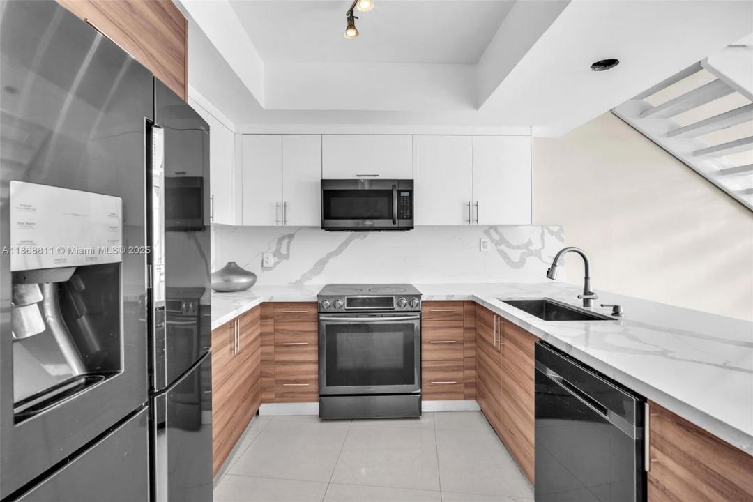 2000 Bay Dr 204, Miami Beach, フロリダ 33141, アメリカ合衆国