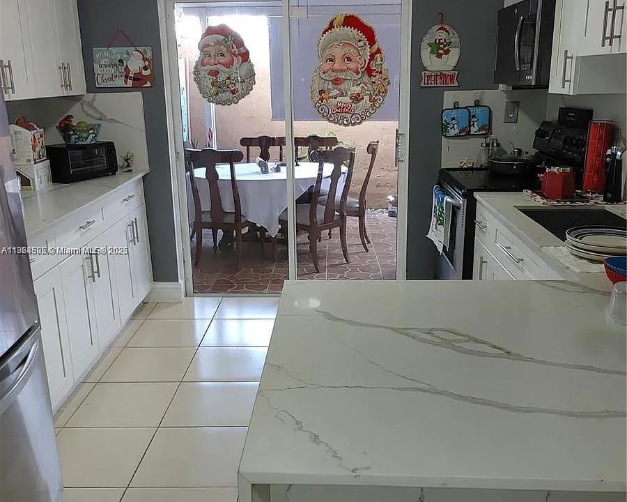 7801 W 36 Ave 101, Hialeah, Flórida 33018, Estados Unidos