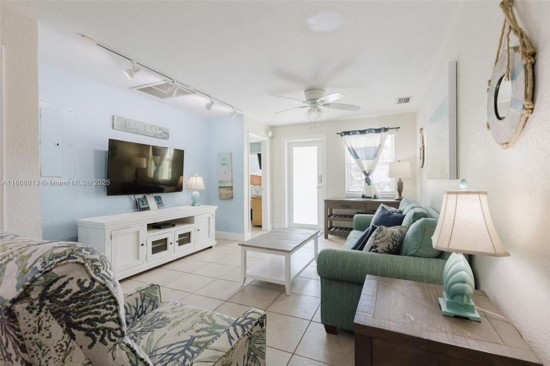 431 5th St, Key Colony, Флорида 33051, Соединенные Штаты