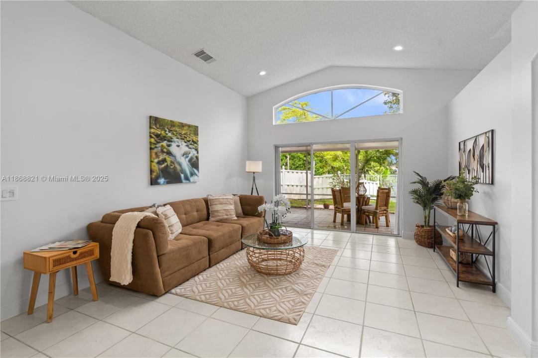 3439 SW 51st St, Hollywood, Florida 33312