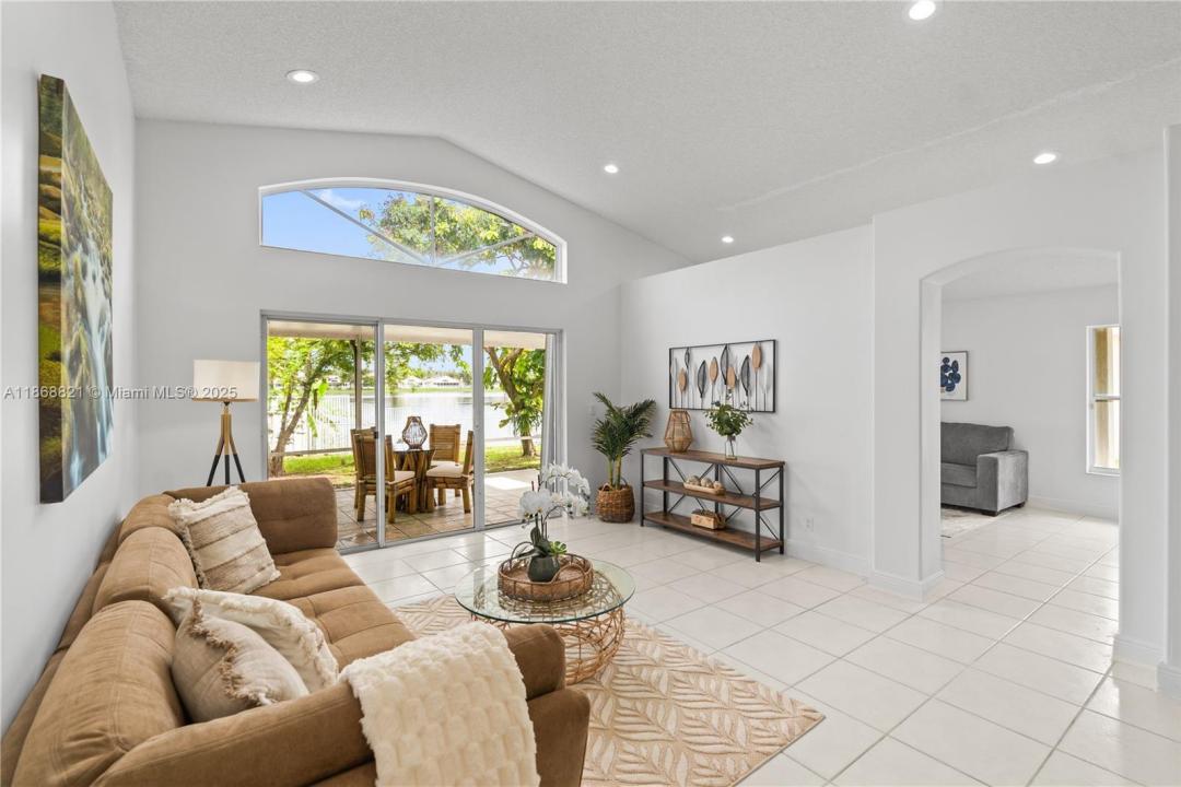 3439 SW 51st St, Hollywood, Florida 33312