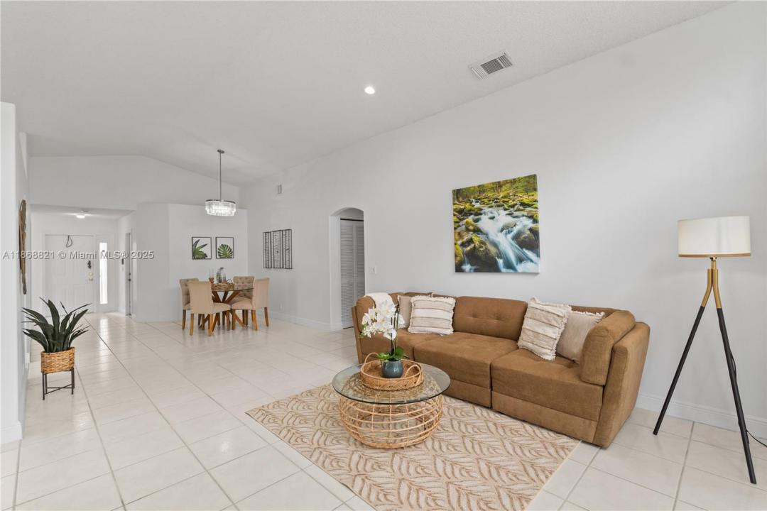 3439 SW 51st St, Hollywood, Florida 33312