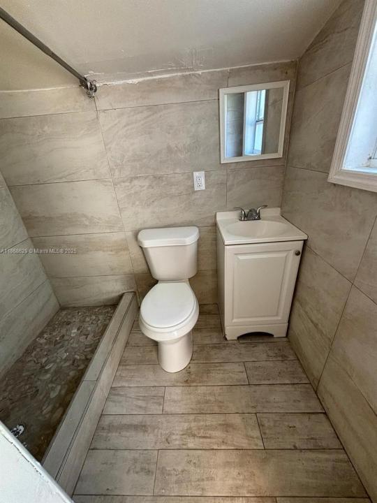 344 NW 53rd St, Miami, פלורידה 33127, ארצות הברית של אמריקה 