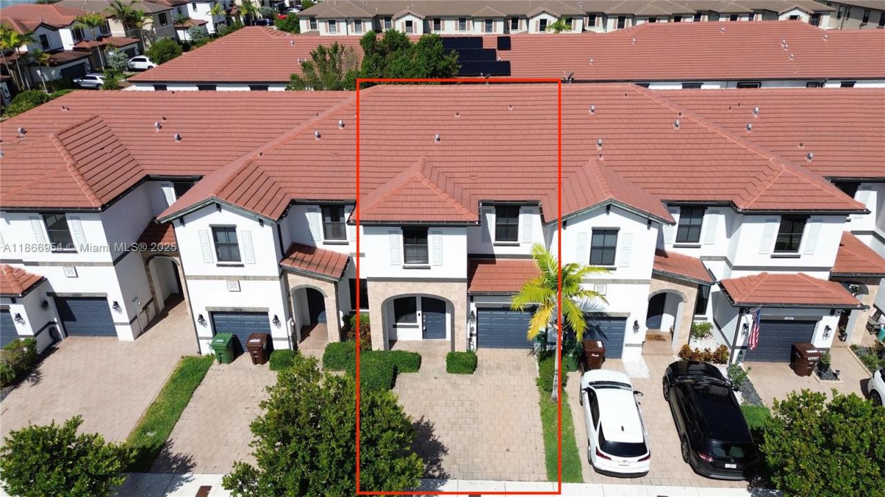 10348 W 33rd Ln, Hialeah, Florida 33018, Estados Unidos