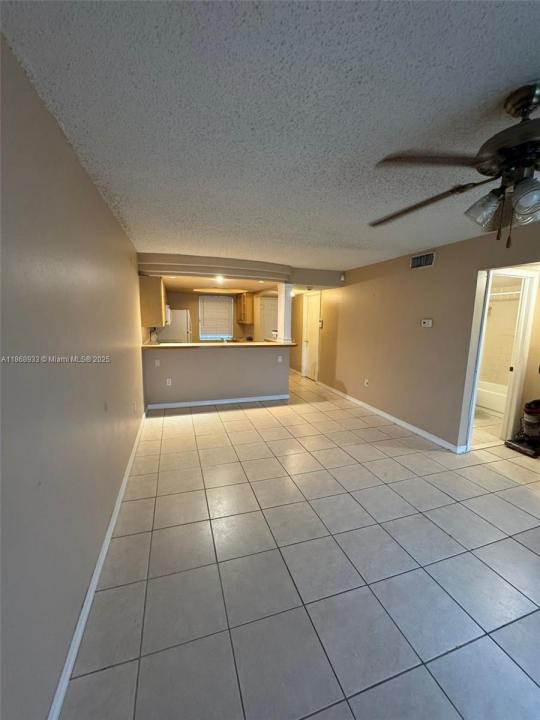 5040 terrace palms circle 202, Tampa, Florida 33617