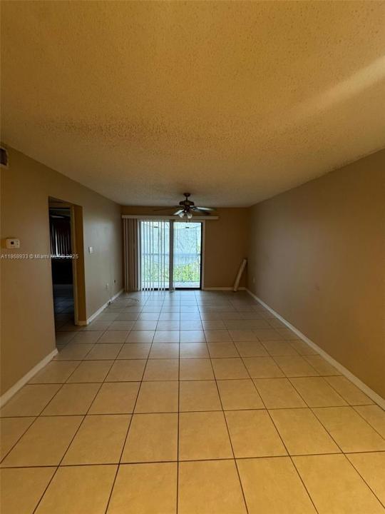 5040 terrace palms circle 202, Tampa, Florida 33617