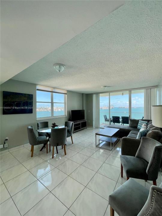 800 Claughton Island Dr 1701, Miami, Flórida 33131, Estados Unidos