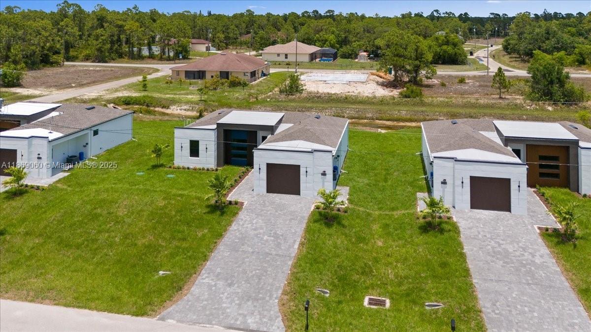 729 Colyer ST E, Lehigh Acres, فلوريدا 33974, الولايات المتحدة