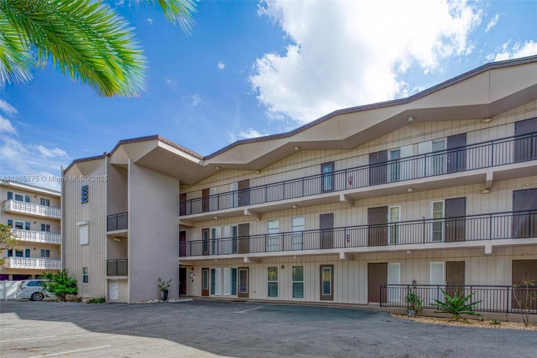 1967 S Ocean Blvd 202, Lauderdale By The Sea, Florida 33062, Estados Unidos