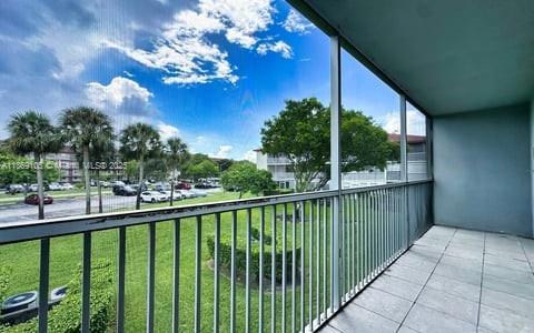 150 SW 134th Way 203R, Pembroke Pines, Florida 33027