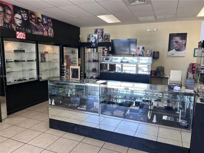 10900 NW 7th Ave, Miami, Florida 33168, USA