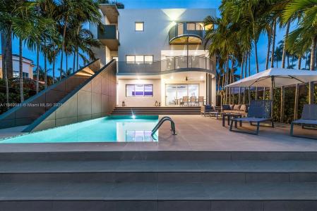 1785 Fairhaven Pl, Miami, Florida 33133, USA