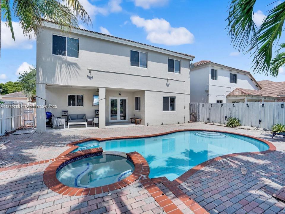 5343 NW 111th Ct, Doral, 플로리다 33178, 미국