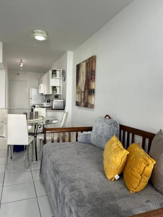 100 Lincoln Rd 437, Miami Beach, Florida 33139, Stati Uniti