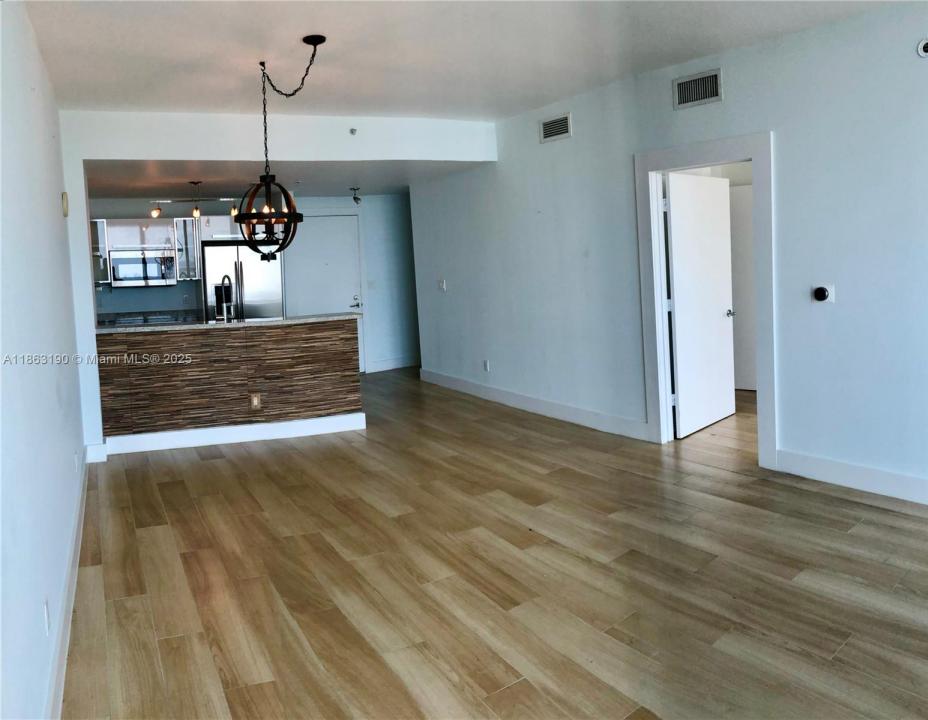 601 NE 36th St 1408, Miami, Флорида 33137, Соединенные Штаты