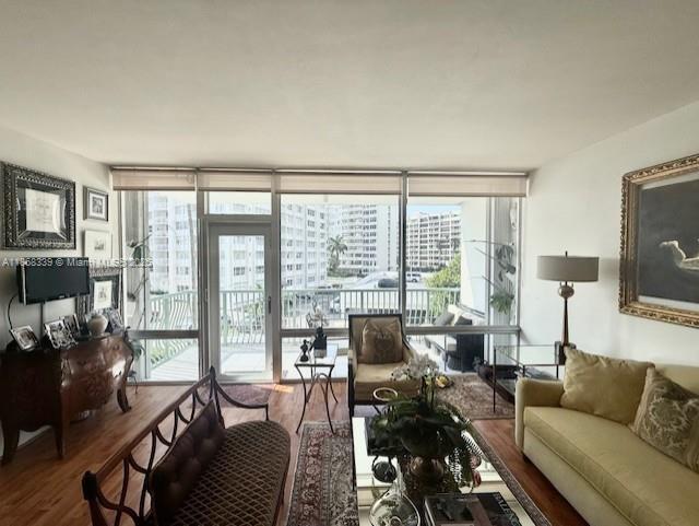 1408 Brickell Bay Dr 303, Miami, פלורידה 33131, ארצות הברית של אמריקה