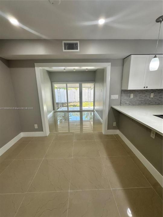 8003 NW 70th Ave, Tamarac, פלורידה 33321, ארצות הברית של אמריקה