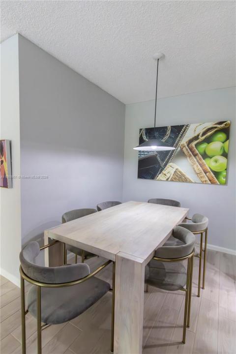 5840 NE 22nd Way 728, Fort Lauderdale, Flórida 33308, Estados Unidos