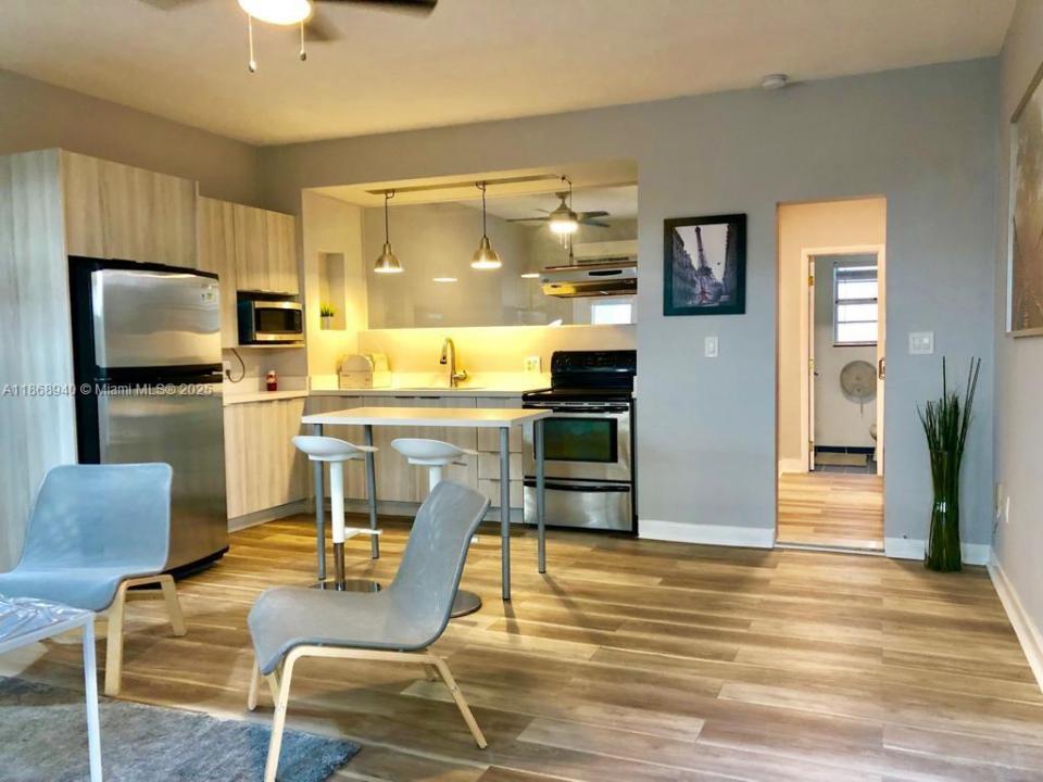 1325 Meridian Ave 5, Miami Beach, Florida 33139