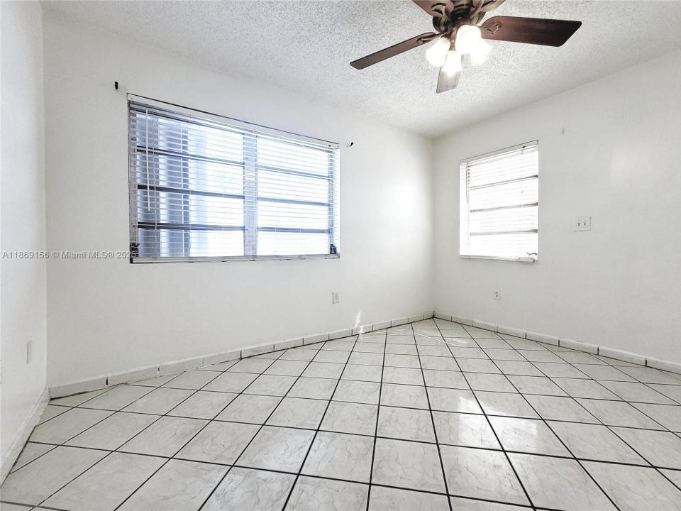14002 NE 6 AVE ., North Miami, Florida 33161