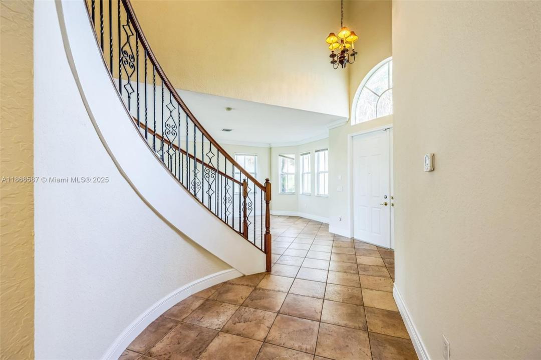 17098 SW 16th St, Pembroke Pines, Florida 33027, Estados Unidos