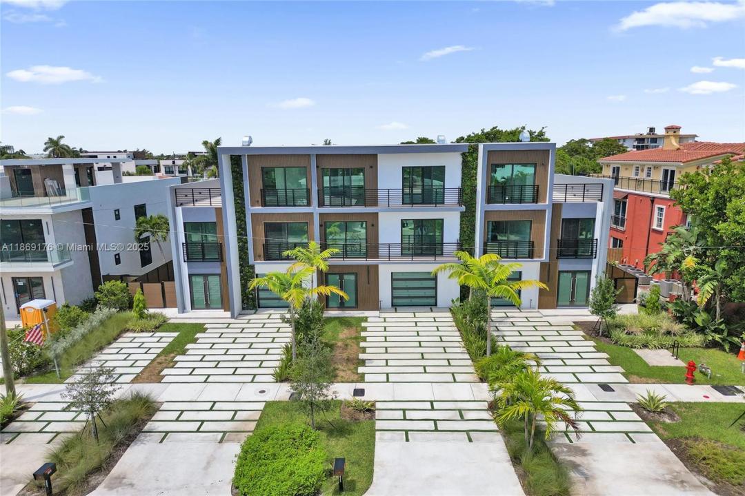 1825 NE 26th Ave, Fort Lauderdale, Флорида 33305, Соединенные Штаты