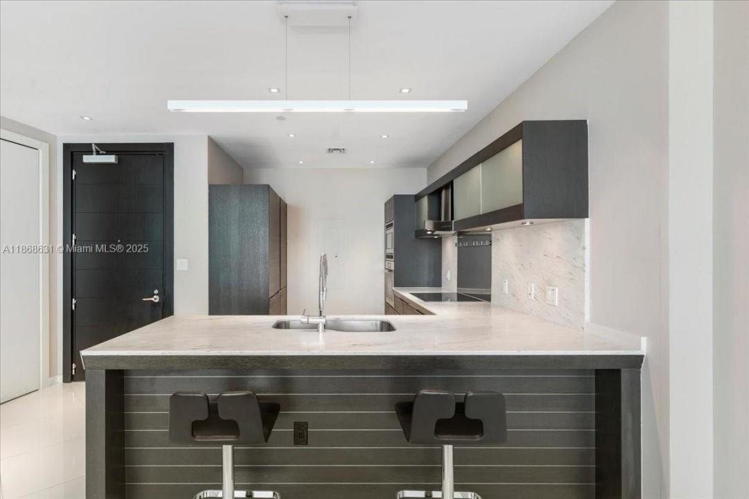 200 Biscayne Boulevard Way 4804, Miami, Флорида 33131, Соединенные Штаты