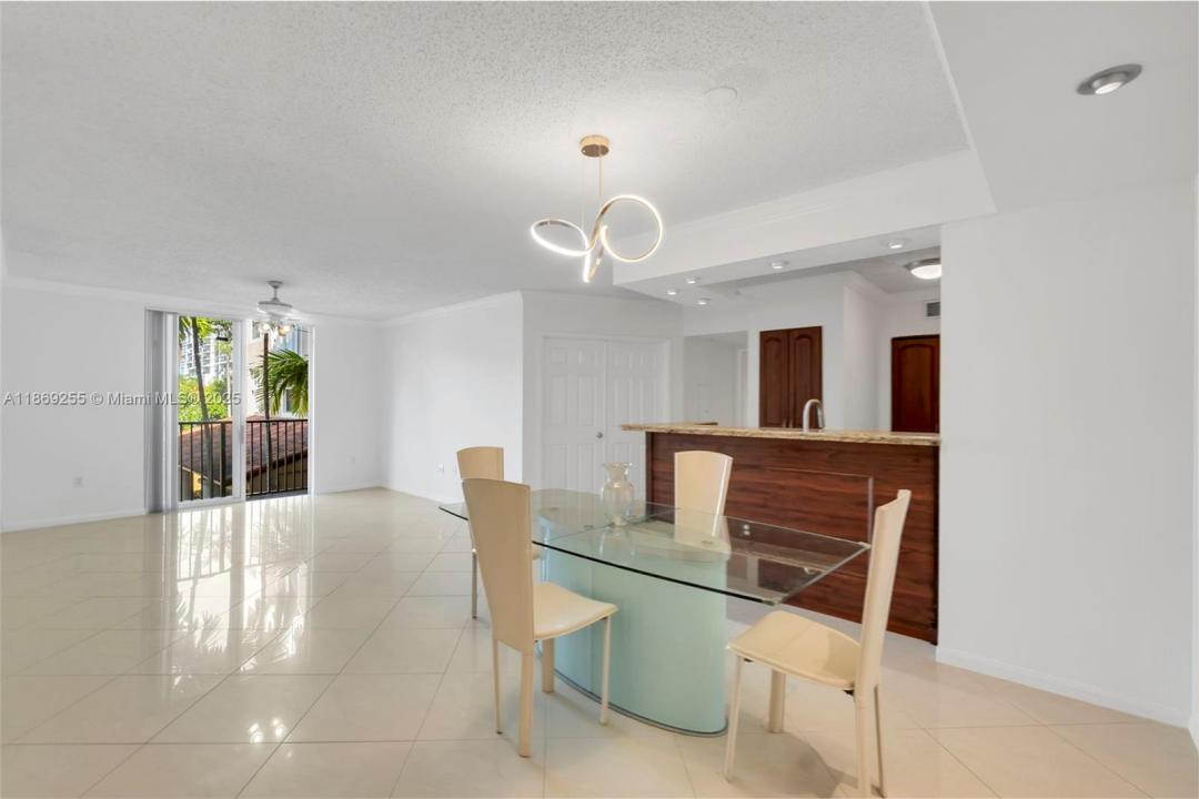 1900 Van Buren St 206B, Hollywood, فلوريدا 33020, الولايات المتحدة