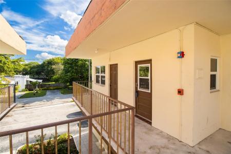 415 NE 2nd St 223, Hallandale Beach, Florida 33009, USA
