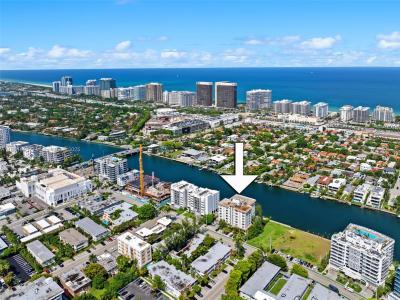 9341 E Bay Harbor Dr 4C, Bay Harbor Islands, Florida 33154, USA