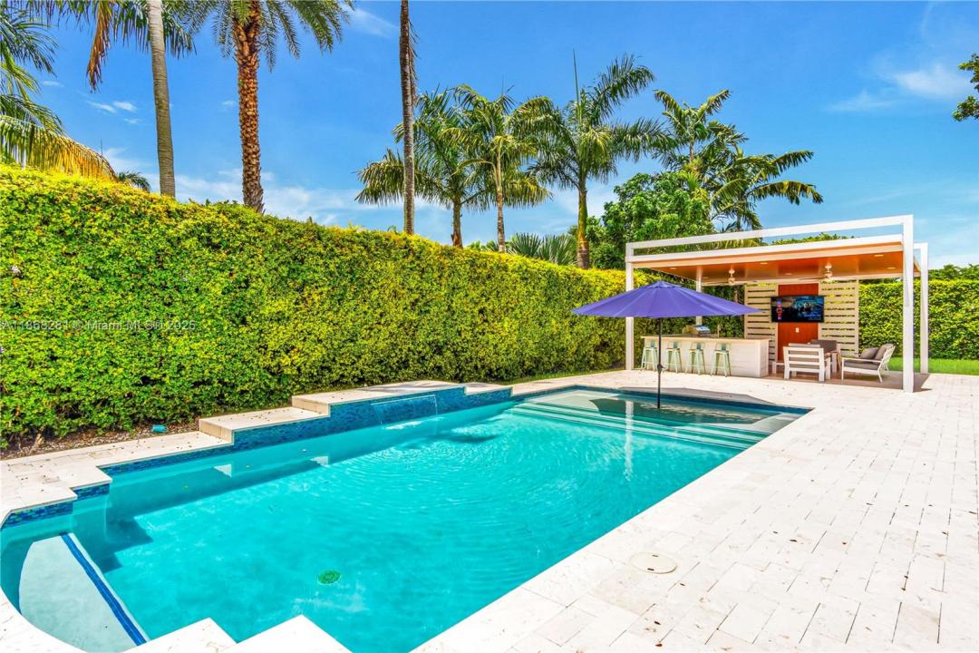 16550 SW 77th Ct, Palmetto Bay, Florida 33157, USA