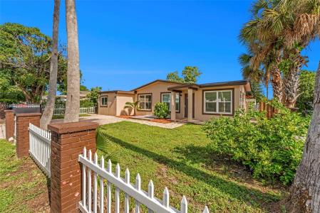 1131 SW 32nd Ct, Fort Lauderdale, Florida 33315, USA