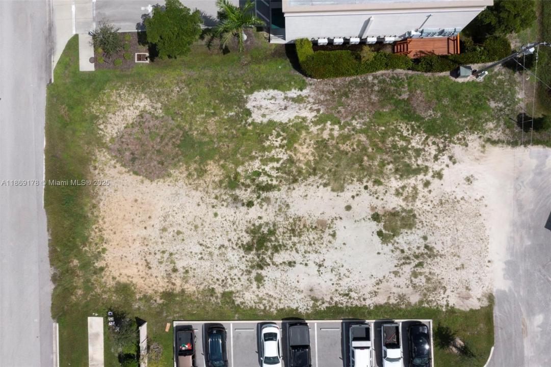 4337 & 4339 SW 9TH AVE, Cape Coral, Florida 33914