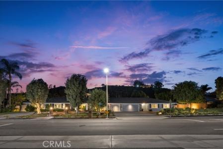 Browning Avenue, North Tustin, كاليفورنيا 92705, الولايات المتحدة