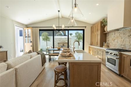 Santa Ana, Costa Mesa, California 92627